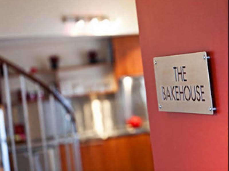 Twofourtwo Boutique Apartments Лонсестон Экстерьер фото