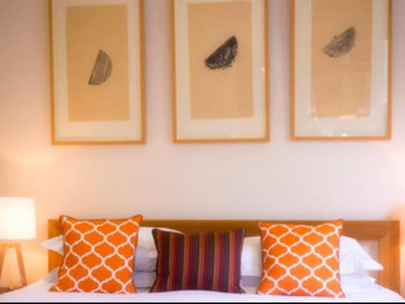 Twofourtwo Boutique Apartments Лонсестон Экстерьер фото